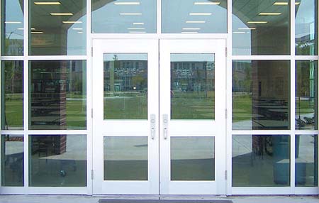How to Choose the Best Commercial Glass