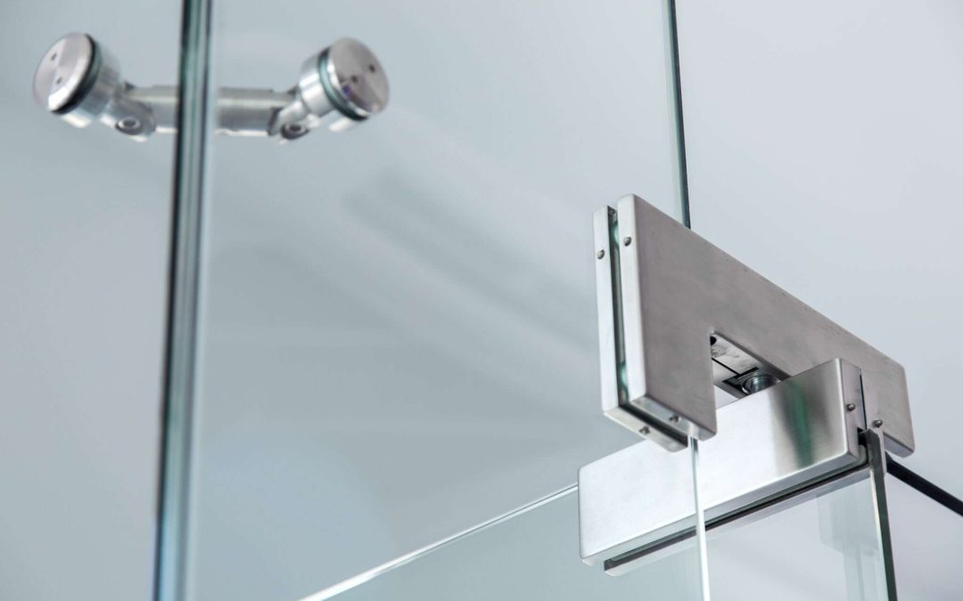 Sliding Shower Doors Vs. Hinged Shower Doors